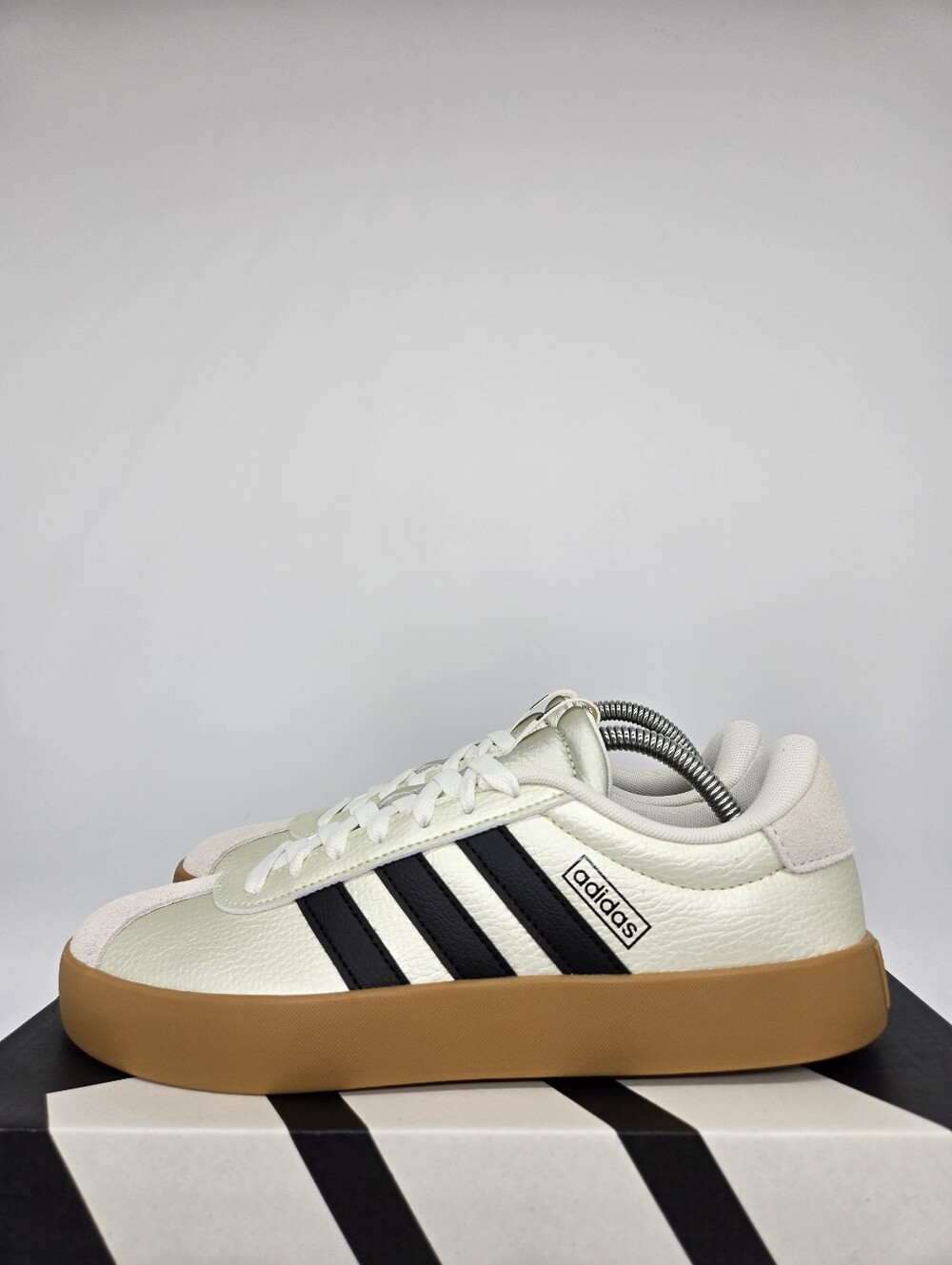 adidas Women's VL Court 3.0 IH4024 Ice Gold Metallic Black Shoes Size 6.5